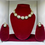 Classic Teardrop Kundan Set