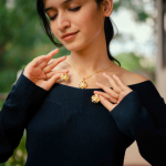 Golden Minimal Anti-Tarnish Pendant Set